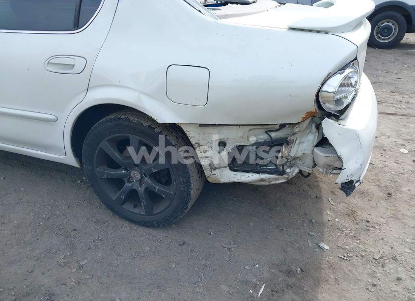 Photo 6 of 2001 Nissan Maxima SE (VIN JN1CA31D91T829813)