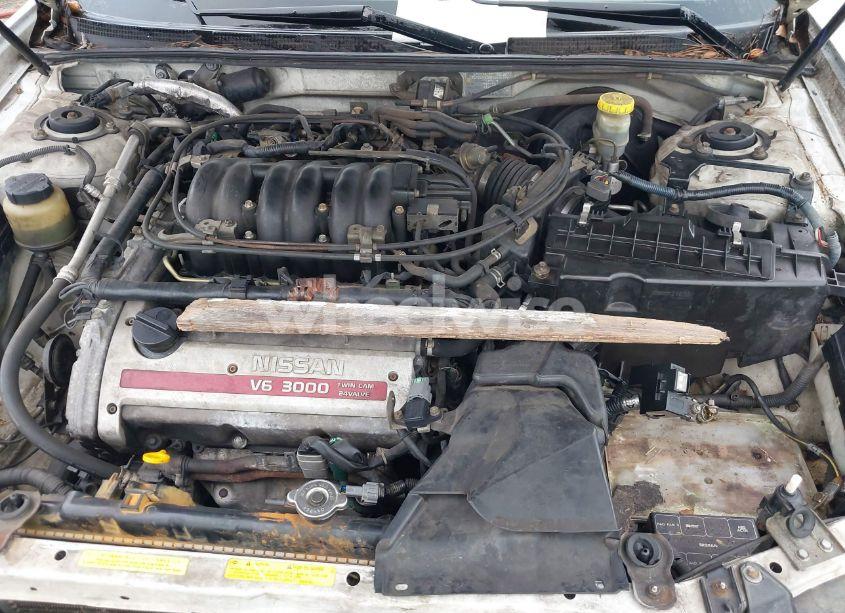 Photo 10 of 2000 Nissan Maxima GLE/GXE/SE (VIN JN1CA31D9YT551537)