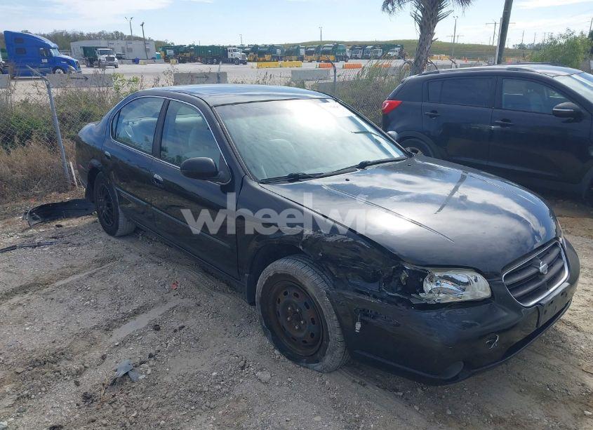 2000 Nissan Maxima GLE/GXE/SE (VIN JN1CA31D9YT721573) main photo