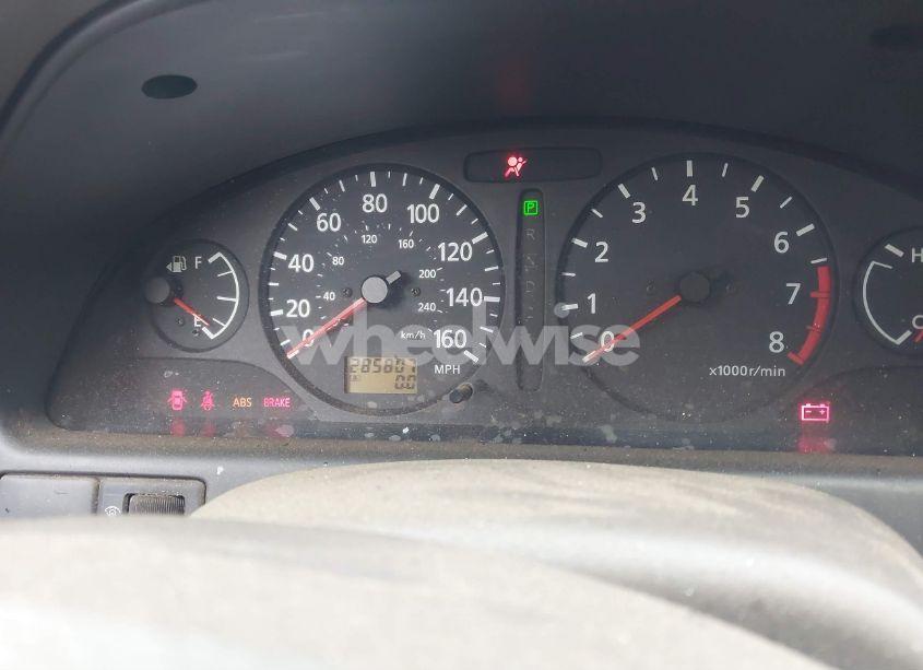 Photo 7 of 2001 Nissan Maxima GLE (VIN JN1CA31DX1T803592)