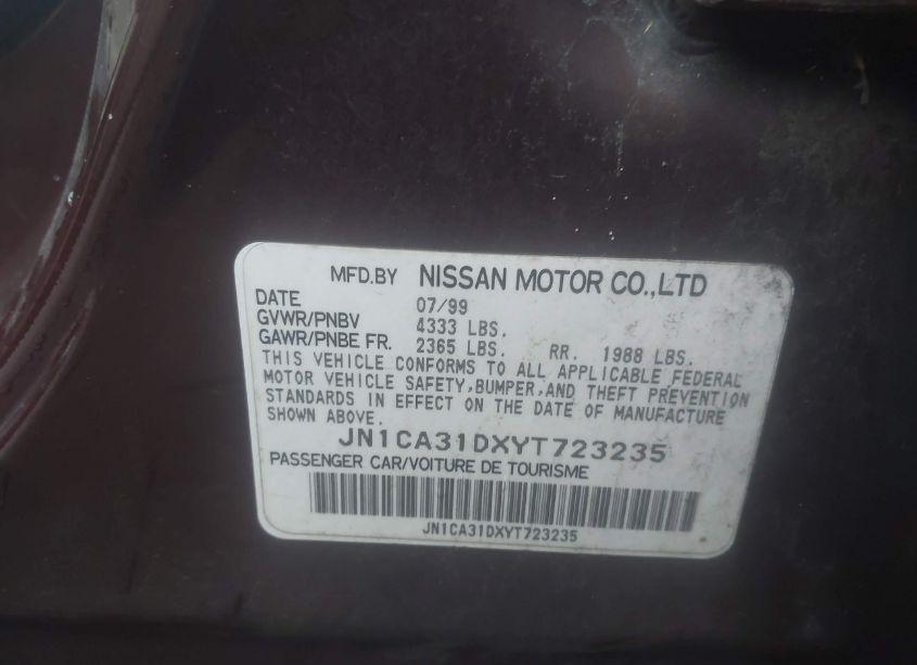 Photo 9 of 2000 Nissan Maxima GLE/GXE/SE (VIN JN1CA31DXYT723235)