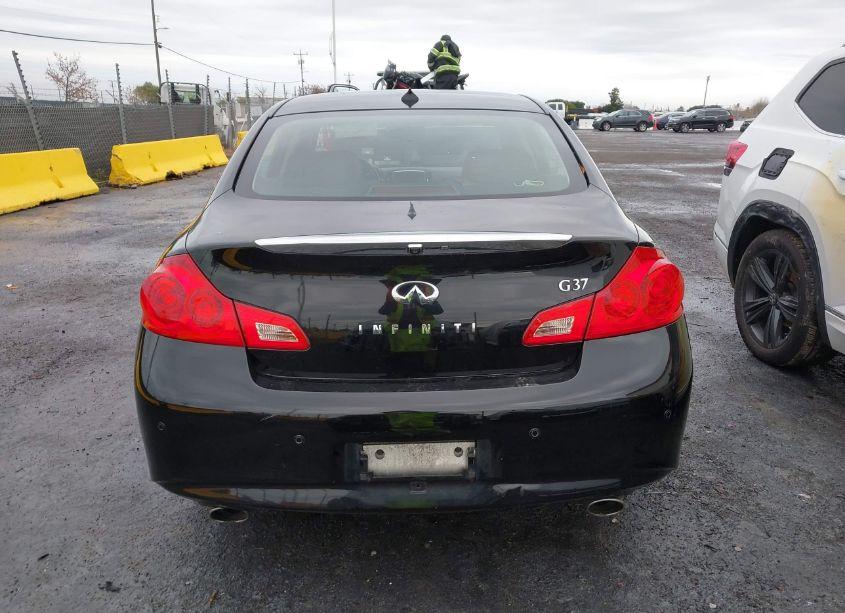 Photo 16 of 2011 Infiniti G37 JOURNEY (VIN JN1CV6AP1BM506934)
