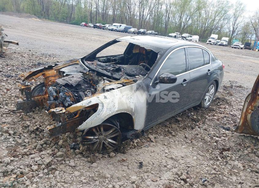 Photo 2 of 2013 Infiniti G37 JOURNEY (VIN JN1CV6AP2DM712573)