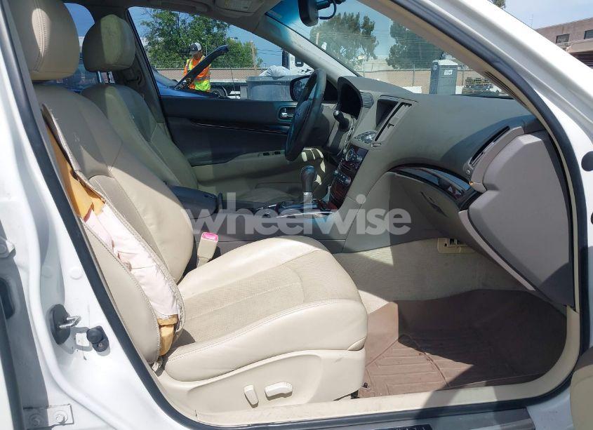 Photo 5 of 2011 Infiniti G37 JOURNEY (VIN JN1CV6AP5BM301441)