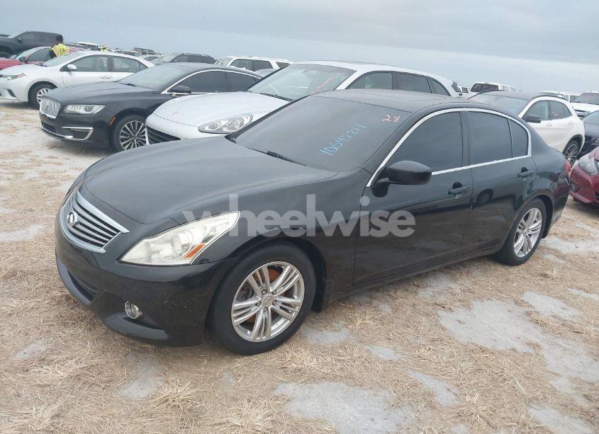 Photo 2 of 2013 Infiniti G37 JOURNEY (VIN JN1CV6AP6DM717713)
