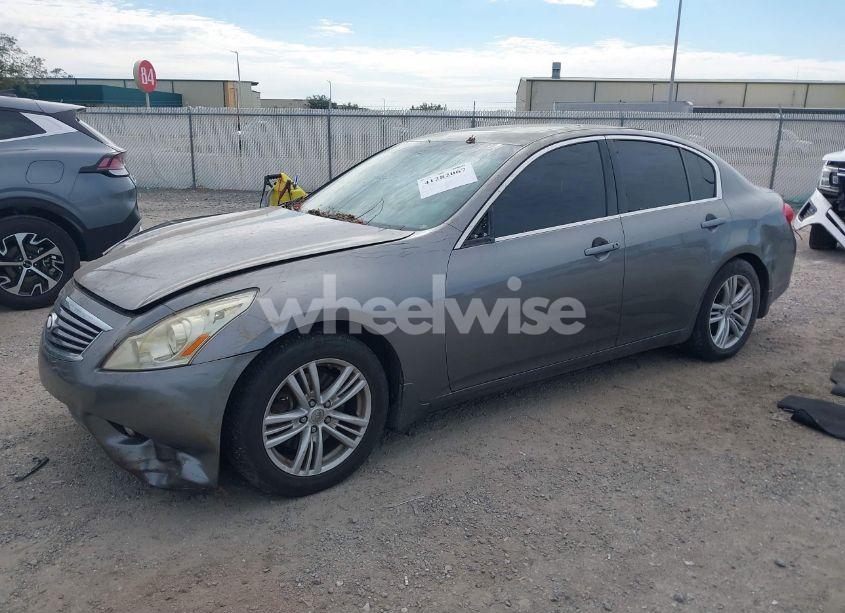 Photo 2 of 2013 Infiniti G37 JOURNEY (VIN JN1CV6AP8DM713050)
