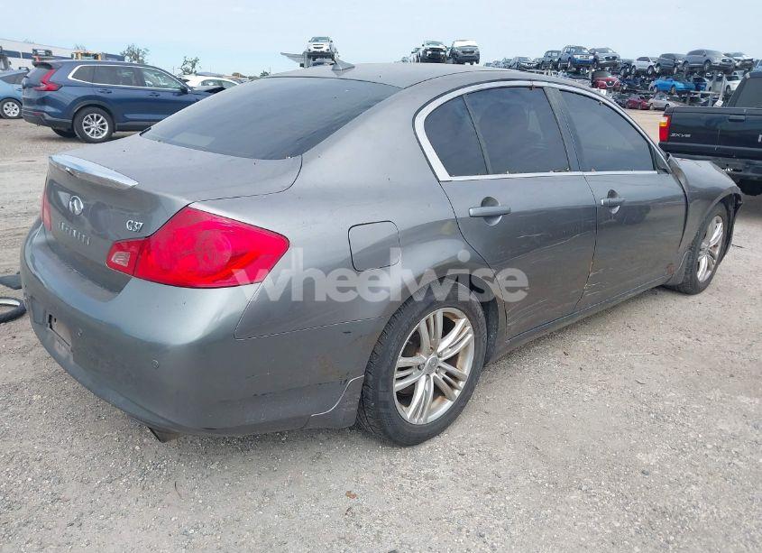 Photo 4 of 2013 Infiniti G37 JOURNEY (VIN JN1CV6AP8DM713050)