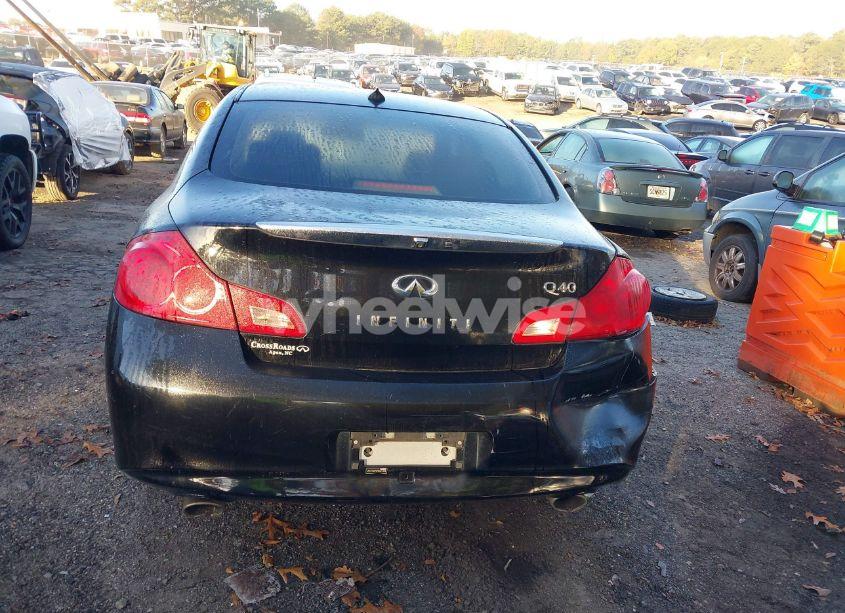 Photo 16 of 2015 Infiniti Q40 N/A (VIN JN1CV6AP9FM501308)