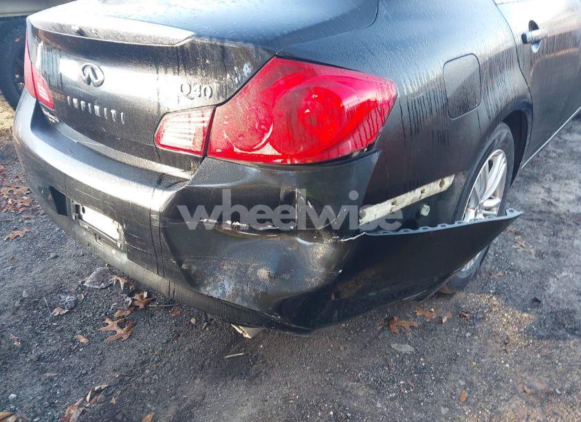 Photo 6 of 2015 Infiniti Q40 N/A (VIN JN1CV6AP9FM501308)