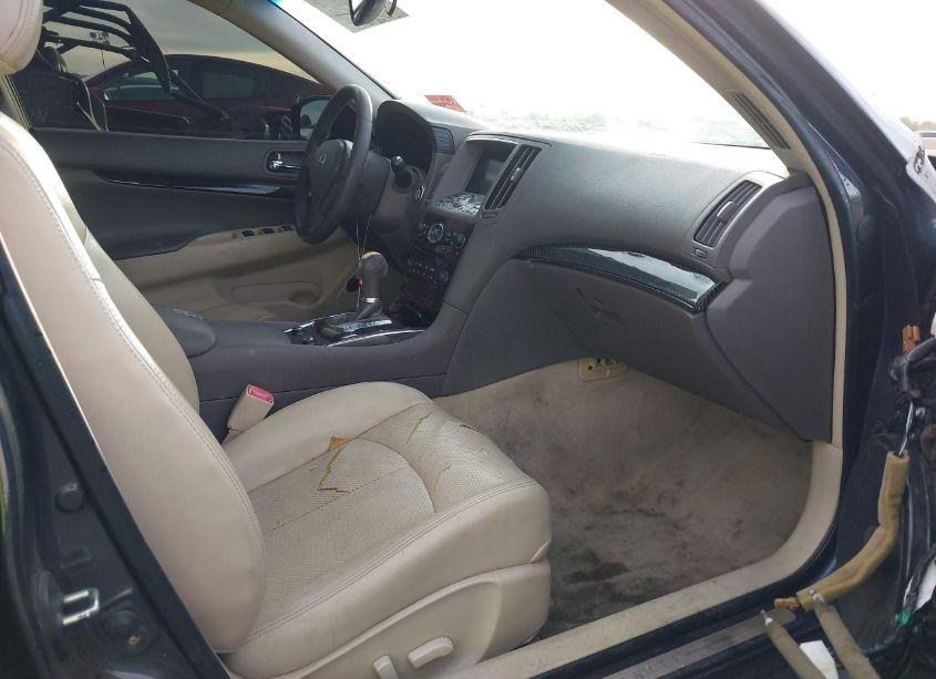 Photo 5 of 2011 Infiniti G37 JOURNEY (VIN JN1CV6APXBM302987)
