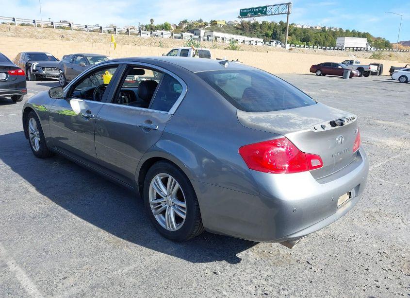 Photo 3 of 2013 Infiniti G37 JOURNEY (VIN JN1CV6APXDM723062)