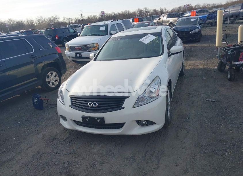 Photo 12 of 2015 Infiniti Q40 N/A (VIN JN1CV6AR2FM524365)
