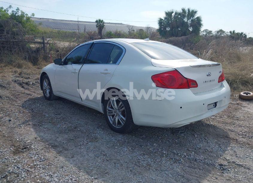 Photo 3 of 2013 Infiniti G37x (VIN JN1CV6AR3DM765848)
