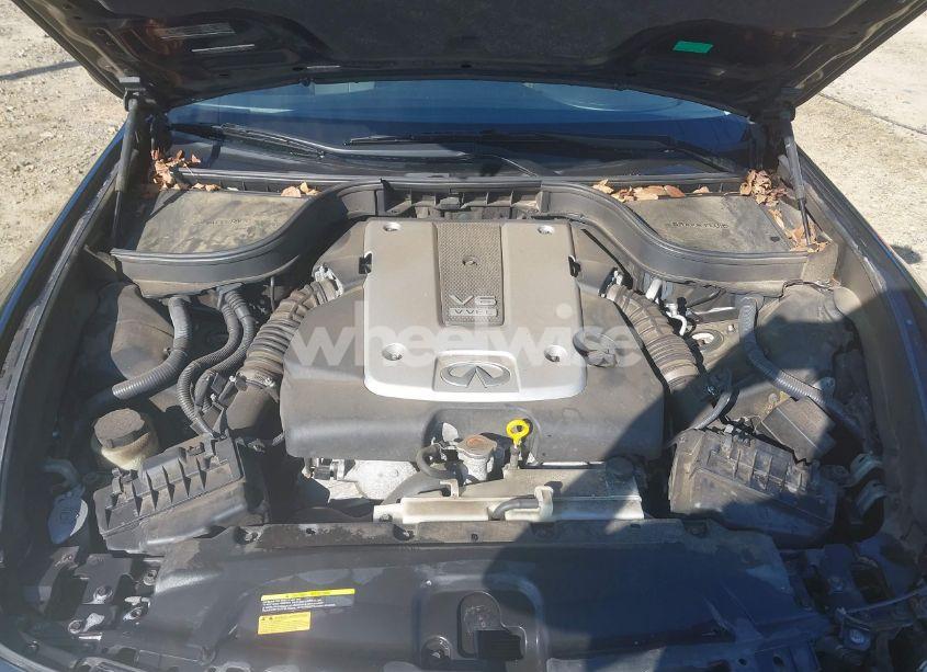 Photo 10 of 2015 Infiniti Q40 N/A (VIN JN1CV6AR5FM520651)