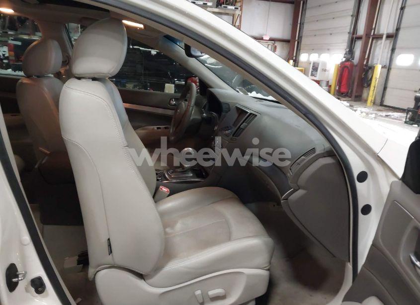 Photo 5 of 2010 Infiniti G37x (VIN JN1CV6AR6AM250760)