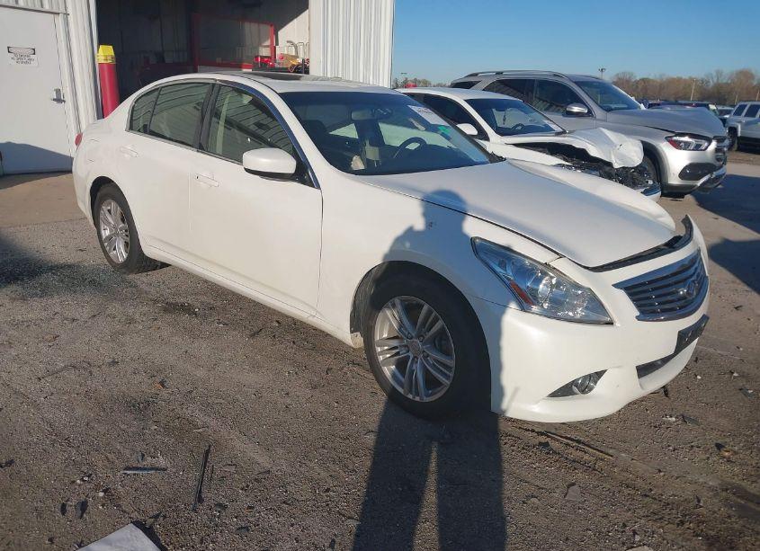 2013 Infiniti G37x (VIN JN1CV6AR6DM358588) main photo