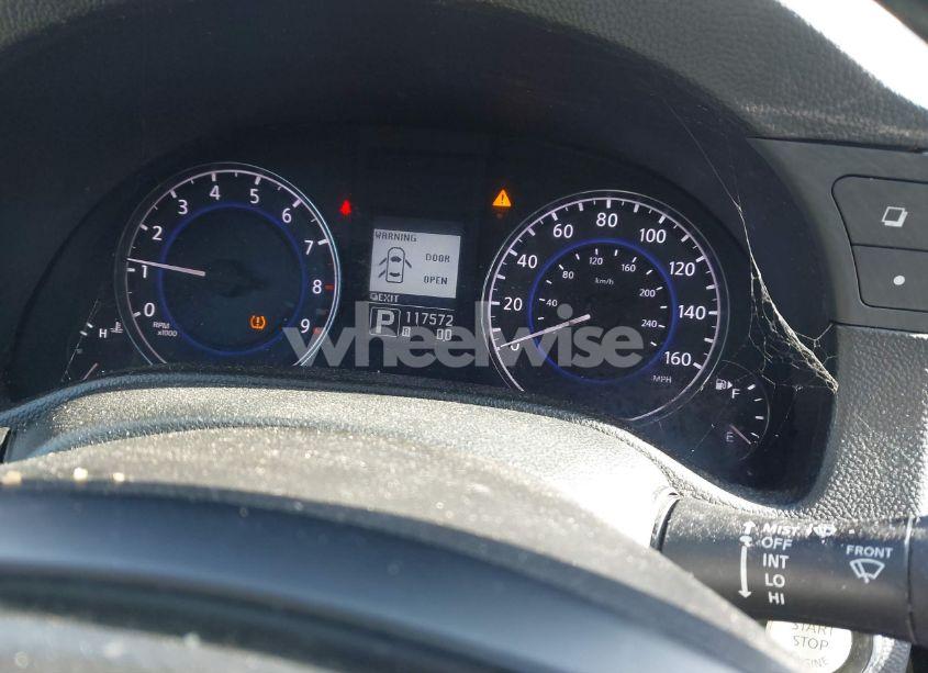 Photo 7 of 2015 Infiniti Q40 N/A (VIN JN1CV6AR6FM524143)