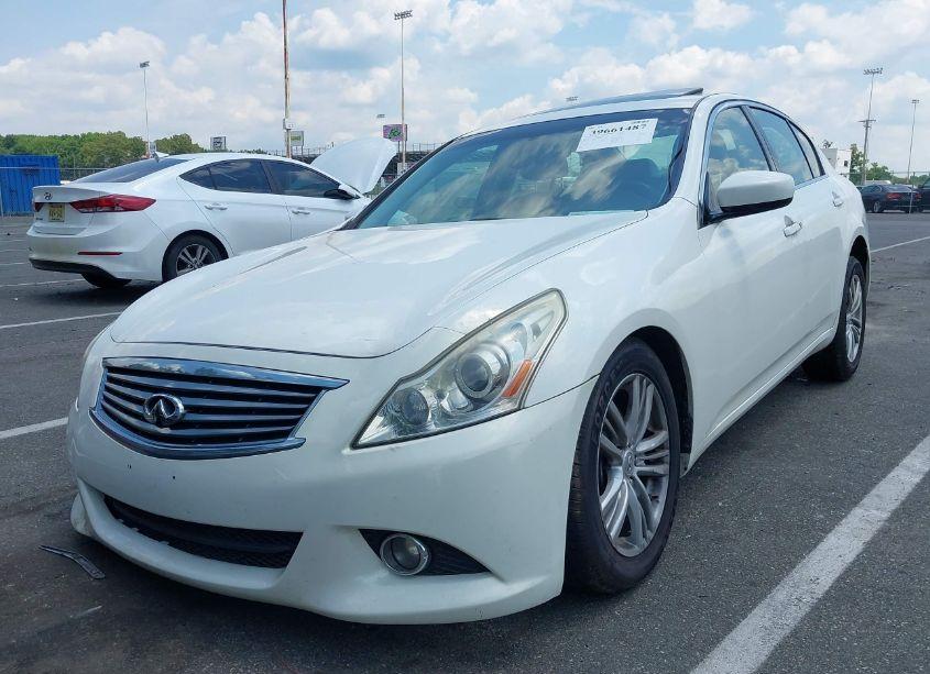 Photo 2 of 2013 Infiniti G37x (VIN JN1CV6AR7DM750852)