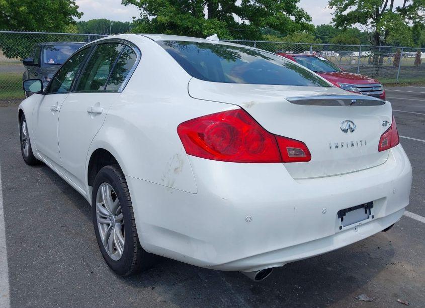 Photo 3 of 2013 Infiniti G37x (VIN JN1CV6AR7DM750852)