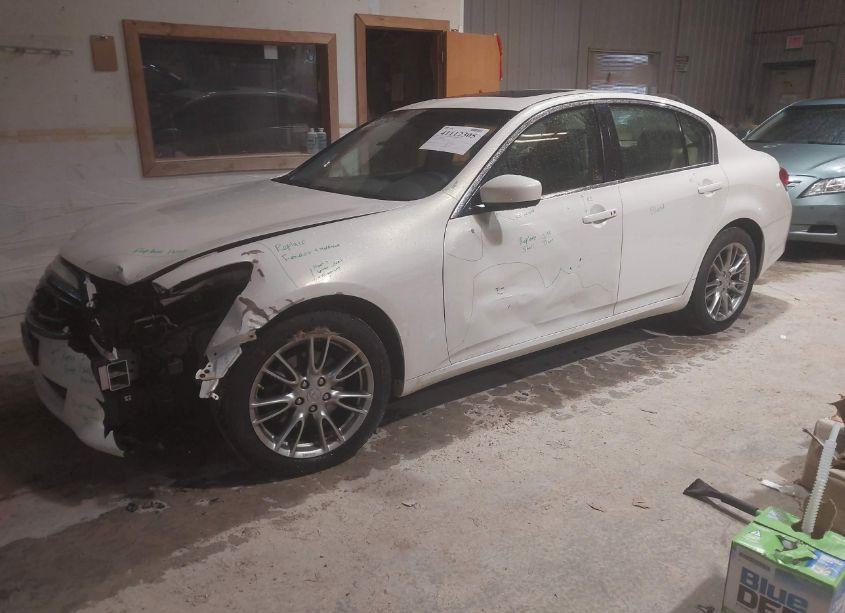 Photo 2 of 2013 Infiniti G37x (VIN JN1CV6AR7DM756392)