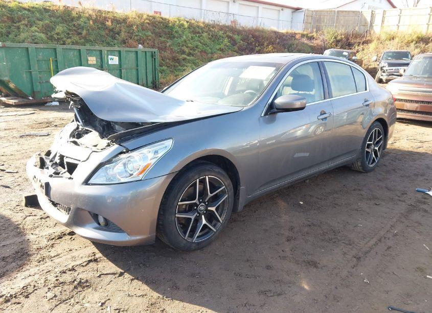 Photo 2 of 2013 Infiniti G37x (VIN JN1CV6AR7DM768039)