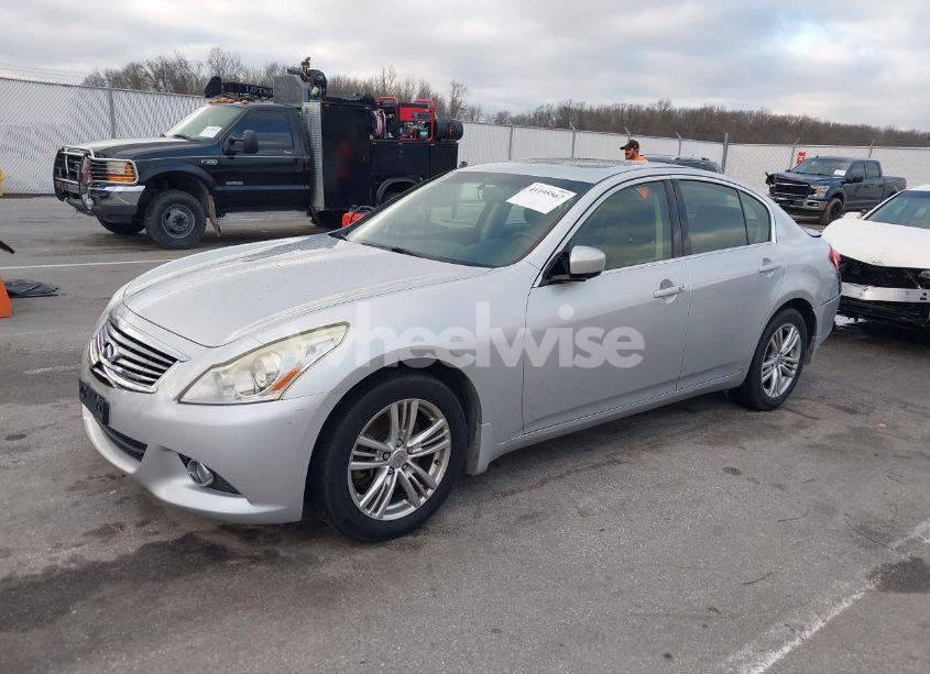 Photo 2 of 2013 Infiniti G37x (VIN JN1CV6AR7DM768977)