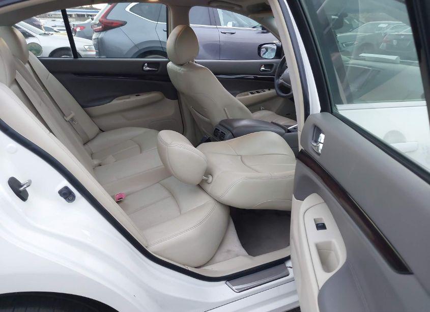 Photo 8 of 2011 Infiniti G37x (VIN JN1CV6AR8BM406489)