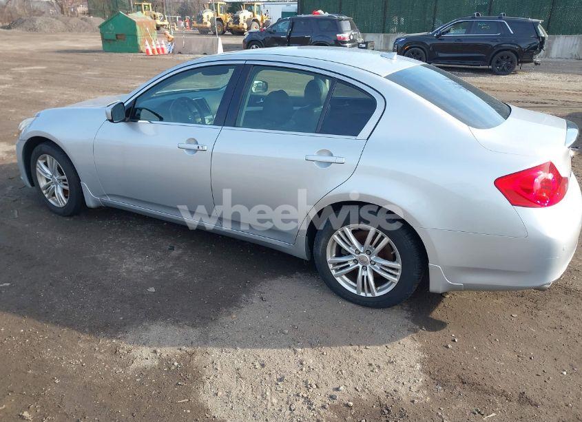 Photo 3 of 2013 Infiniti G37x (VIN JN1CV6AR8DM752609)