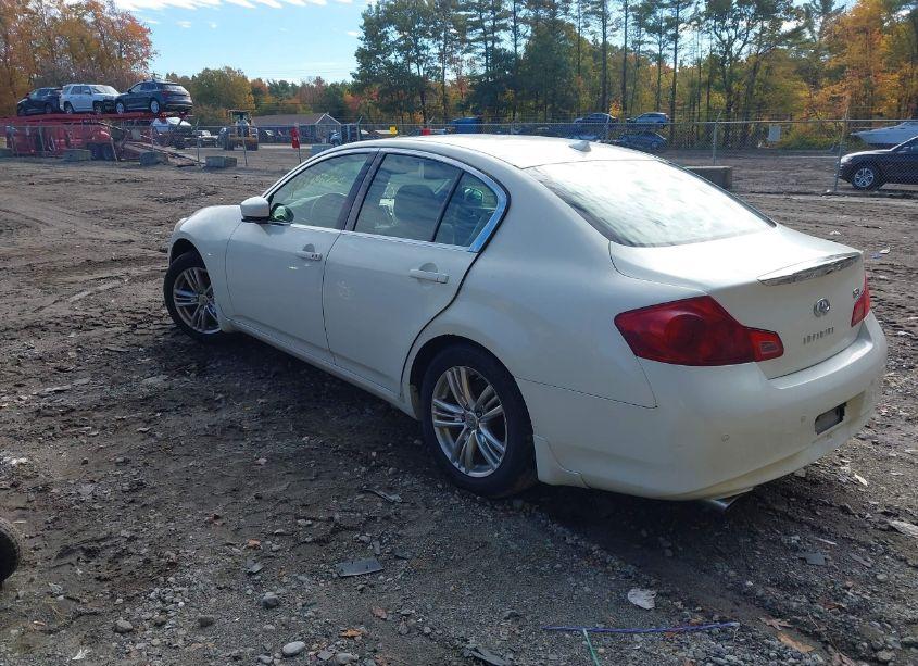 Photo 3 of 2011 Infiniti G37x (VIN JN1CV6ARXBM401472)