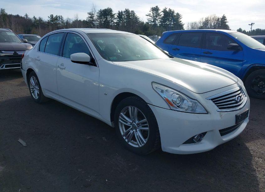 2015 Infiniti Q40 N/A (VIN JN1CV6ARXFM520659) main photo