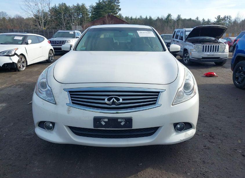 Photo 13 of 2015 Infiniti Q40 N/A (VIN JN1CV6ARXFM520659)