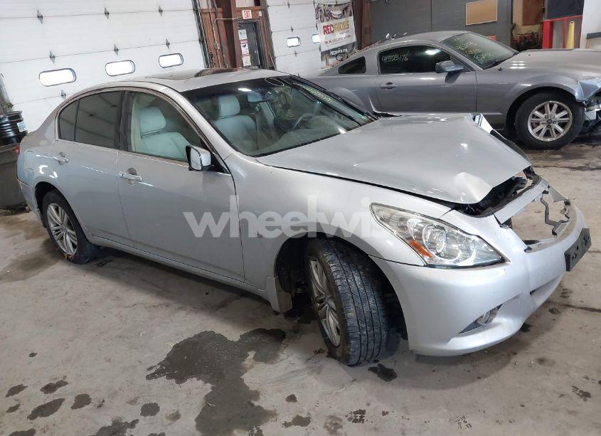 2015 Infiniti Q40 N/A (VIN JN1CV6ARXFM521553) main photo