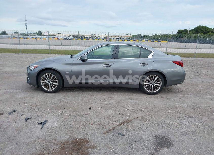 Photo 15 of 2018 Infiniti Q50 2.0T LUXE (VIN JN1CV7AP0JM240567)