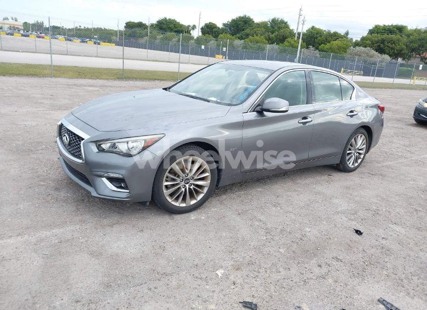 Photo 2 of 2018 Infiniti Q50 2.0T LUXE (VIN JN1CV7AP0JM240567)