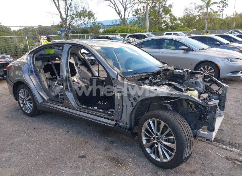 Photo 18 of 2018 Infiniti Q50 2.0T LUXE (VIN JN1CV7AP0JM240617)