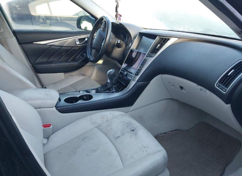 Photo 5 of 2016 Infiniti Q50 2.0T PREMIUM (VIN JN1CV7AP2GM202217)