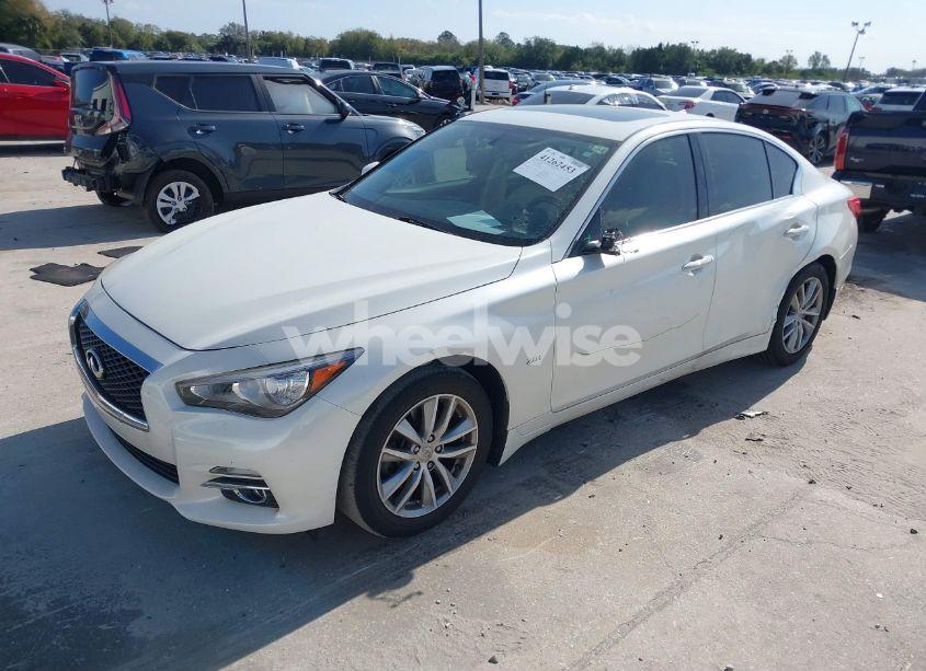 Photo 2 of 2016 Infiniti Q50 2.0T PREMIUM (VIN JN1CV7AP8GM201685)
