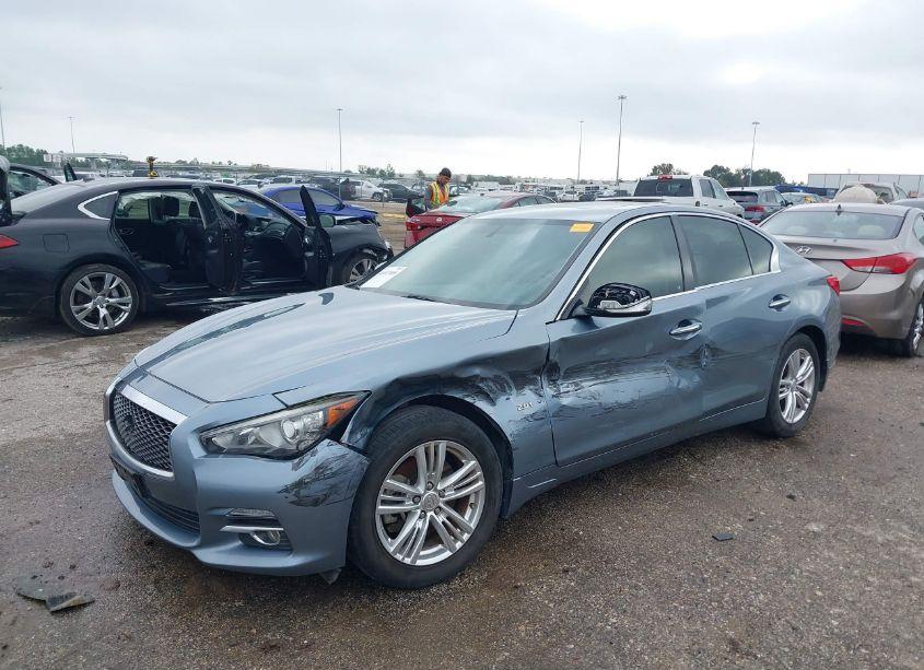 Photo 2 of 2016 Infiniti Q50 2.0T PREMIUM (VIN JN1CV7AP9GM200383)