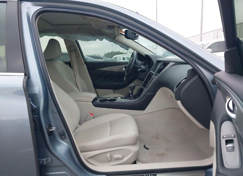 Photo 5 of 2016 Infiniti Q50 2.0T PREMIUM (VIN JN1CV7AP9GM200383)