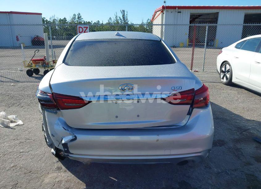 Photo 16 of 2018 Infiniti Q50 2.0T LUXE (VIN JN1CV7APXJM240026)