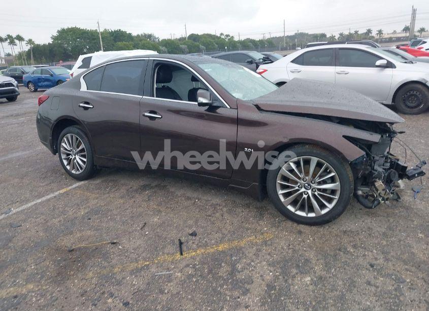 2018 Infiniti Q50 2.0T LUXE (VIN JN1CV7AR3JM280756) main photo