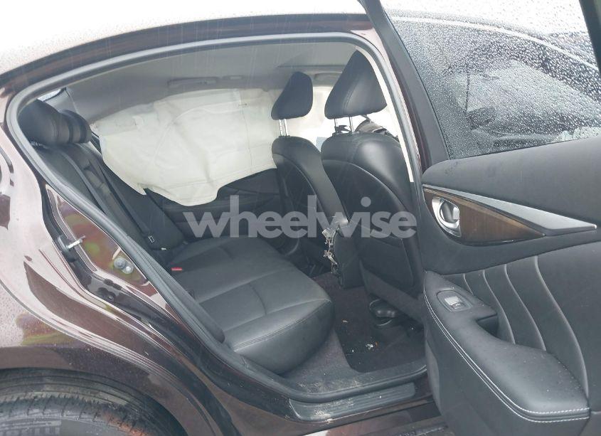 Photo 8 of 2018 Infiniti Q50 2.0T LUXE (VIN JN1CV7AR3JM280756)