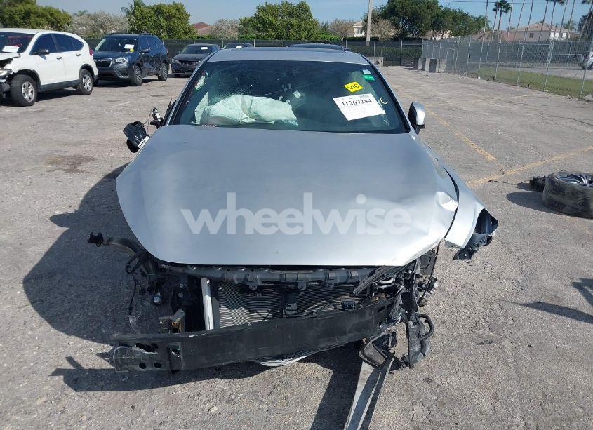 Photo 13 of 2018 Infiniti Q60 2.0T PURE (VIN JN1CV7EK9JM200275)