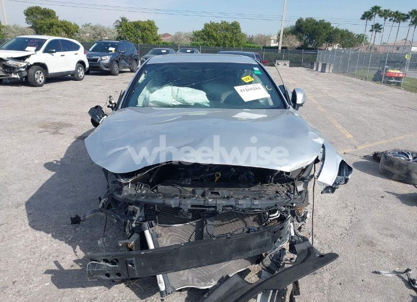 Photo 6 of 2018 Infiniti Q60 2.0T PURE (VIN JN1CV7EK9JM200275)