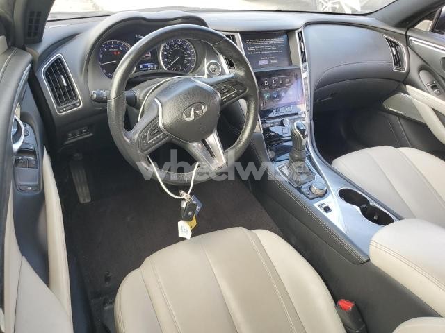 Photo 4 of 2017 INFINITI Q60 BASE (VIN JN1CV7EL8HM320989)