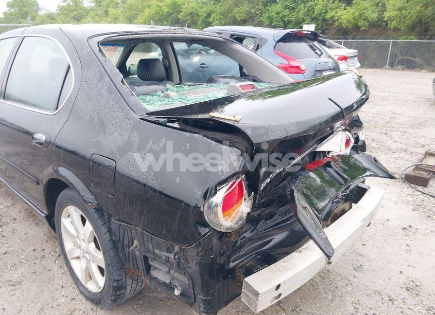 Photo 6 of 2002 Nissan Maxima GLE (VIN JN1DA31A02T300083)