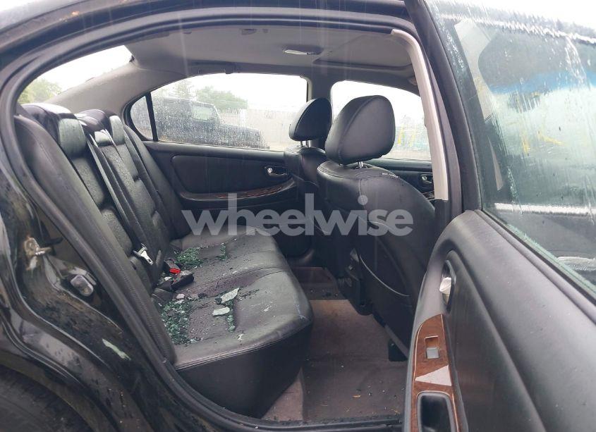 Photo 8 of 2002 Nissan Maxima GLE (VIN JN1DA31A02T300083)