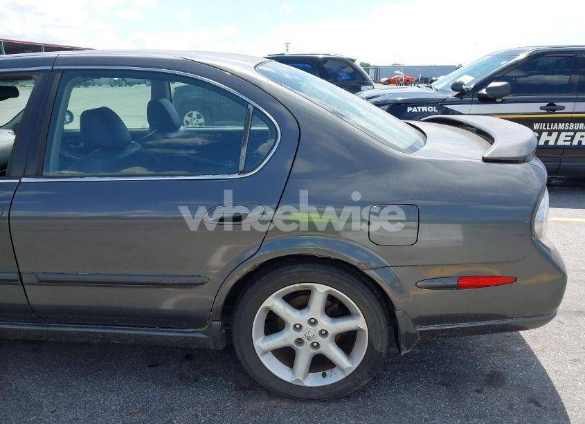 Photo 14 of 2002 Nissan Maxima SE (VIN JN1DA31A12T319807)