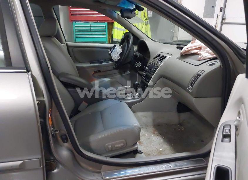 Photo 5 of 2003 Nissan Maxima SE (VIN JN1DA31A23T434045)