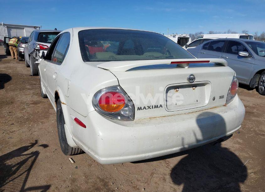 Photo 3 of 2003 Nissan Maxima SE (VIN JN1DA31A43T420003)